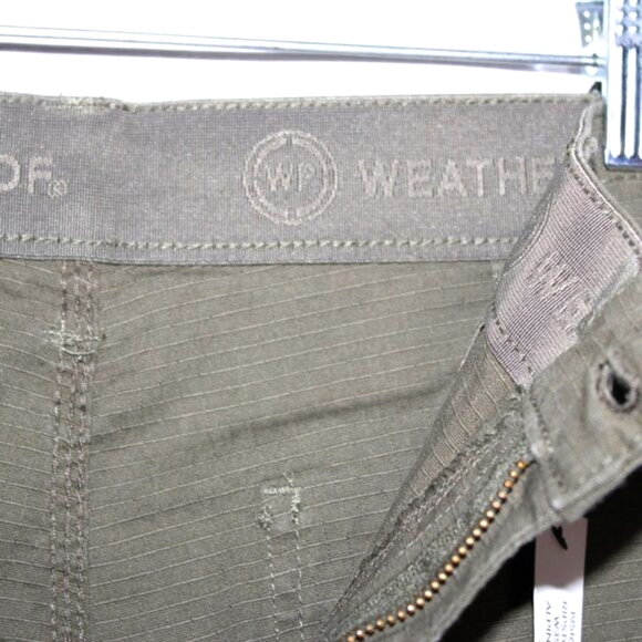 Weatherproof Trail Quality Cargo Shorts 36 NWT โ Stretch, Flex Waist, Security P - Picture 6 of 8